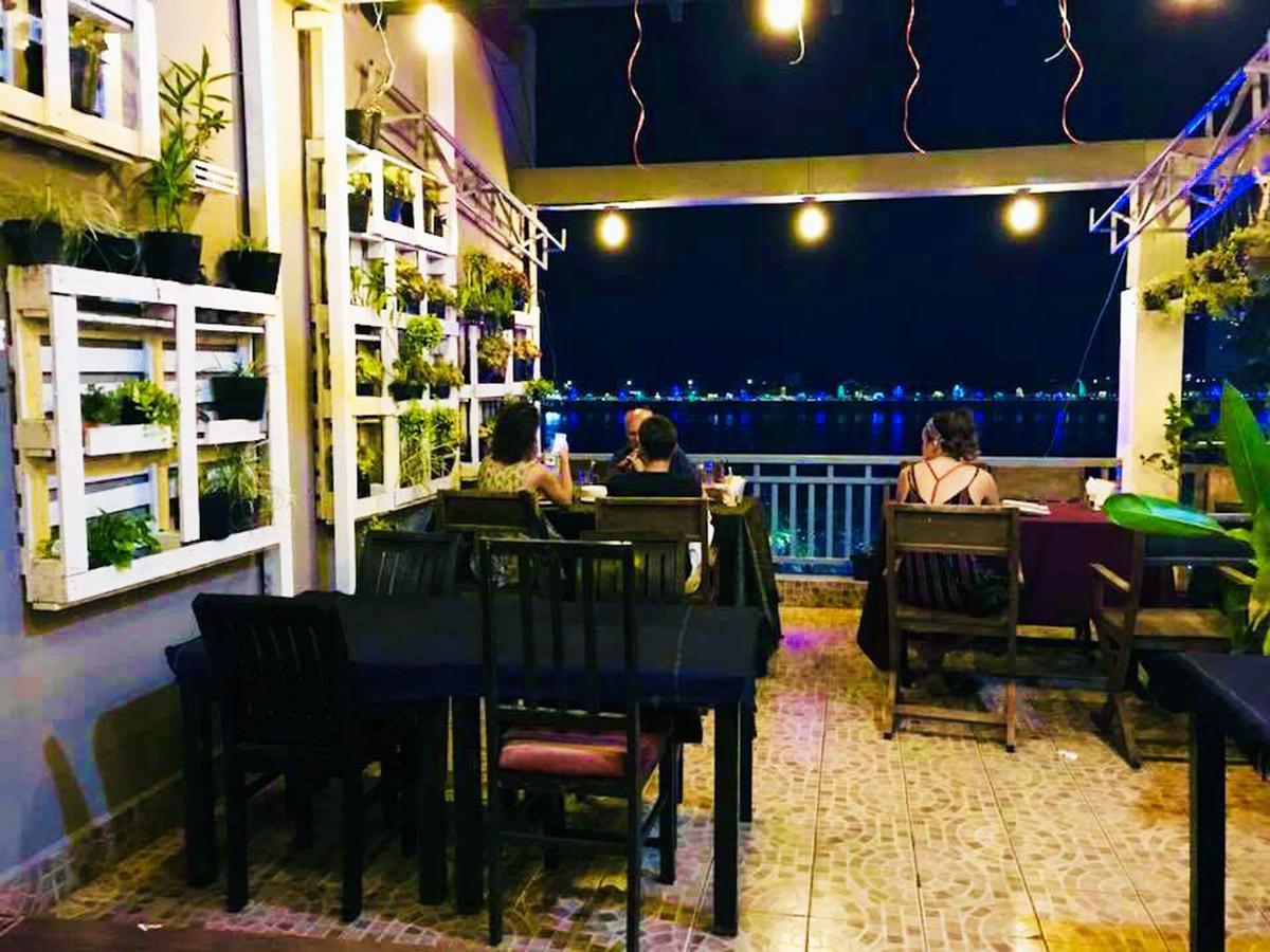 Tonle Khmer Guesthouse And Sky Bar Πνομ Πενχ Εξωτερικό φωτογραφία